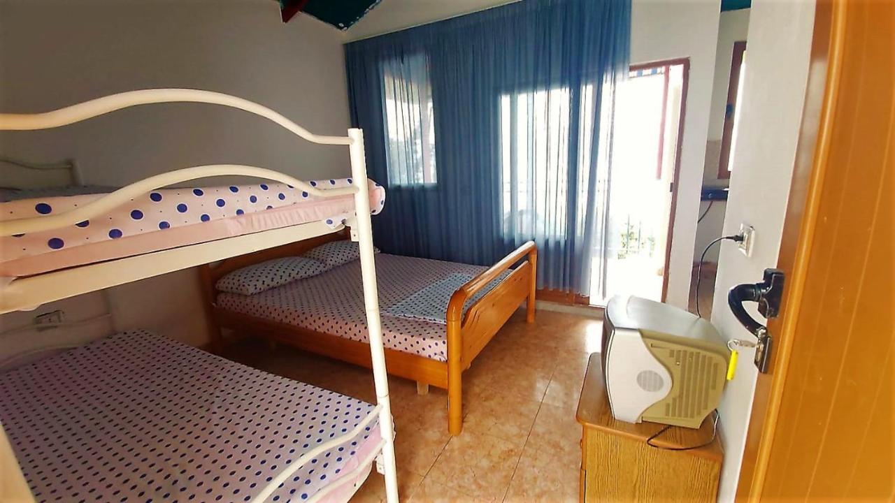 Ramo'S Cozy Beachside Haven With Panoramic Views - 2Nd Vlore Ngoại thất bức ảnh